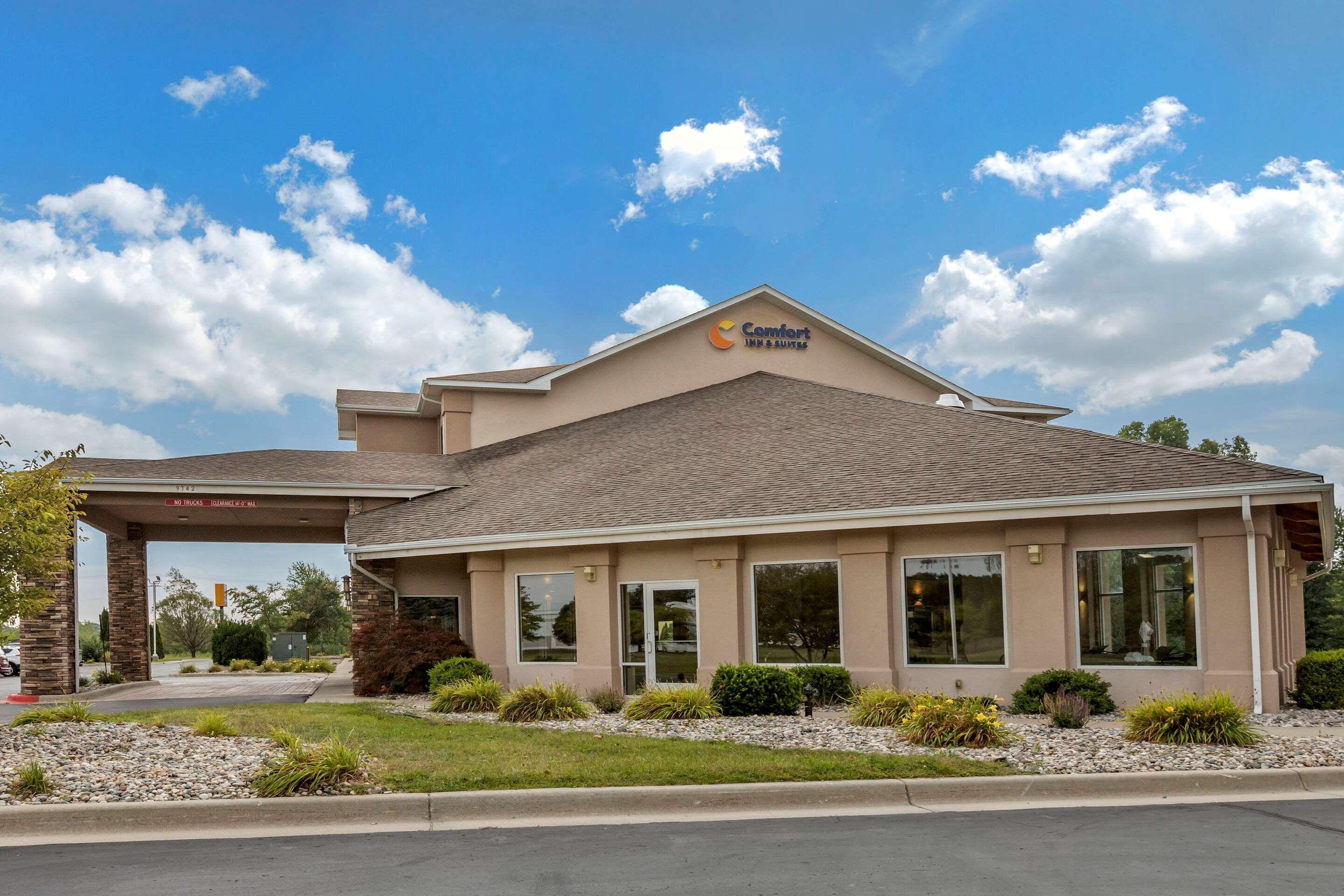 Comfort Inn & Suites Dimondale - Lansing Esterno foto