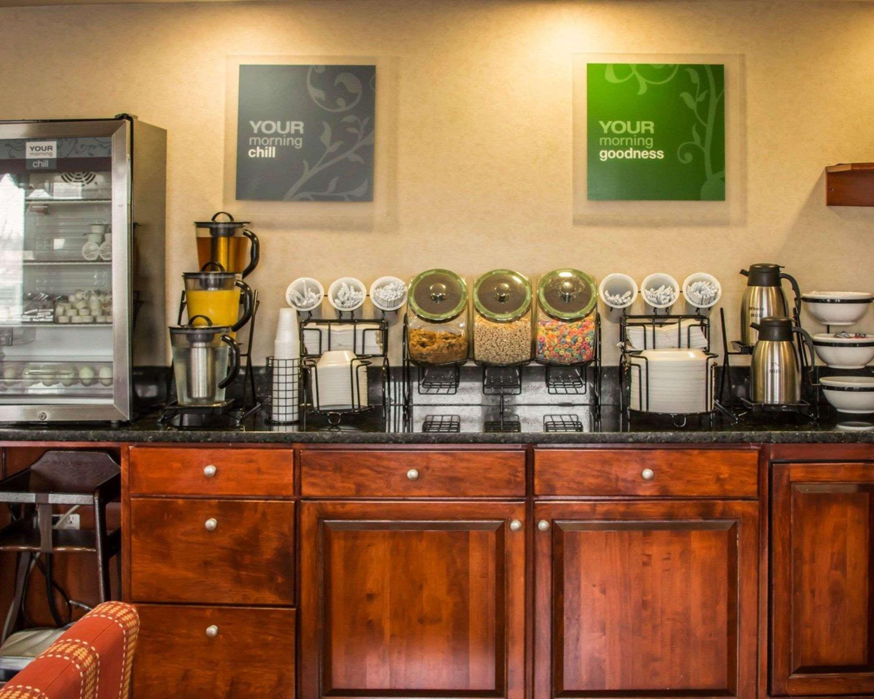 Comfort Inn & Suites Dimondale - Lansing Esterno foto