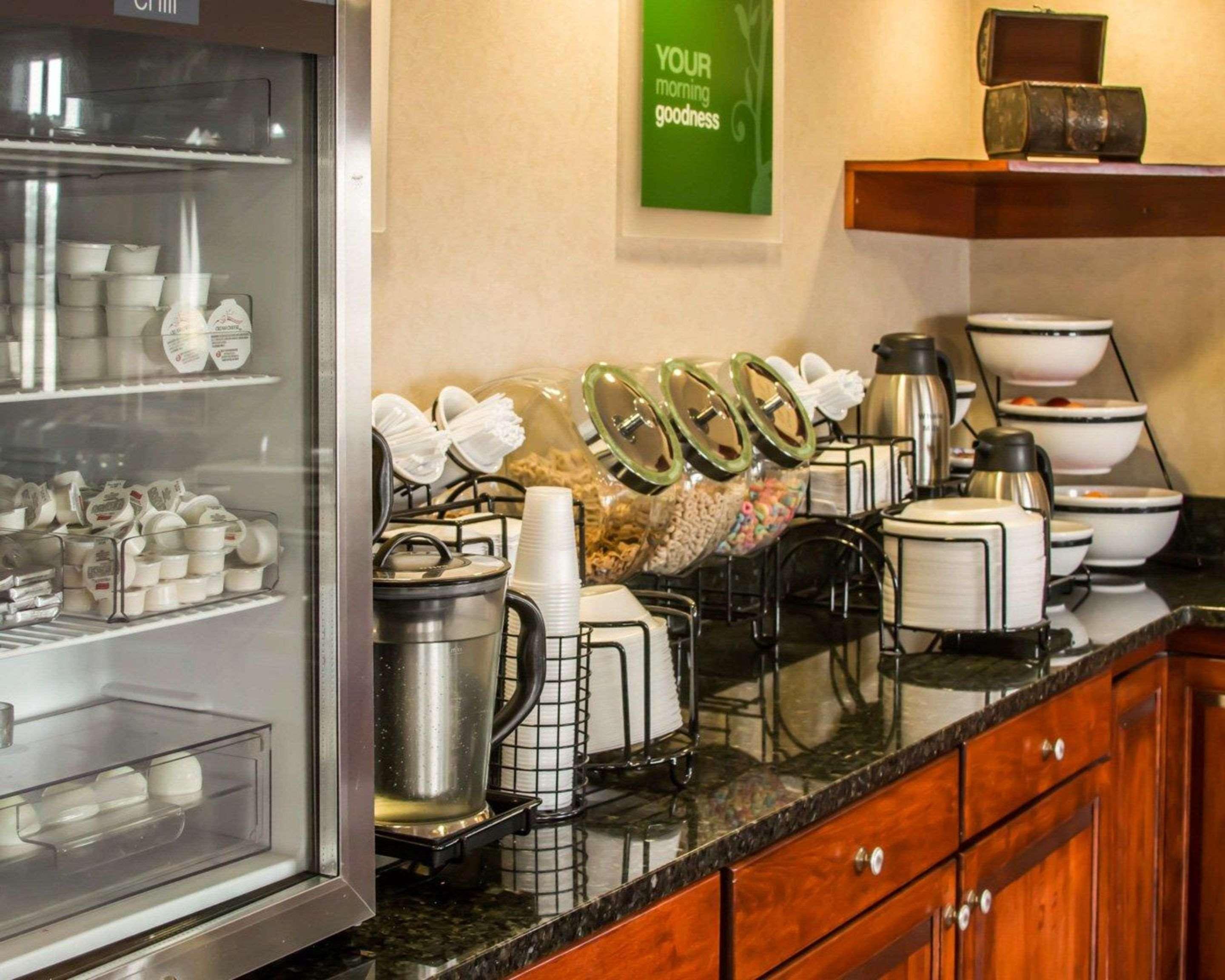 Comfort Inn & Suites Dimondale - Lansing Esterno foto
