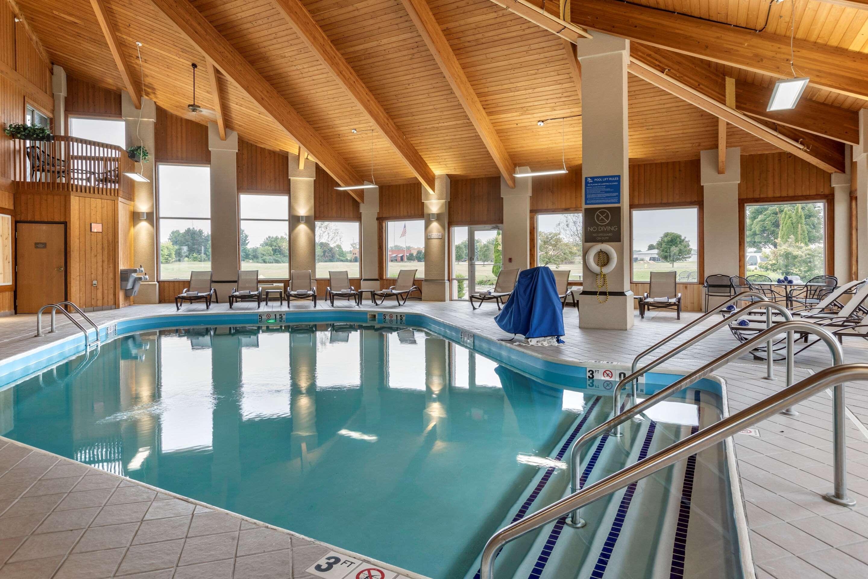 Comfort Inn & Suites Dimondale - Lansing Esterno foto